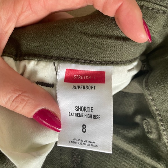 Express Stretch Xtreme High Rise Green shorts with tie - Picture 4 of 5